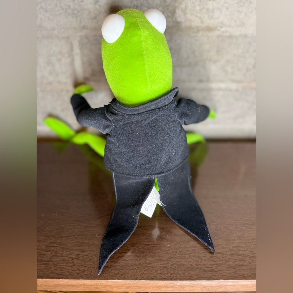 Plush Frog Character Toy - Bright Green Kermit-Style Plush - Picture 8 of 11